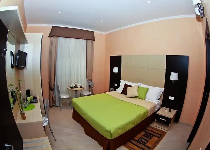 Candia Vatican 4* Rome